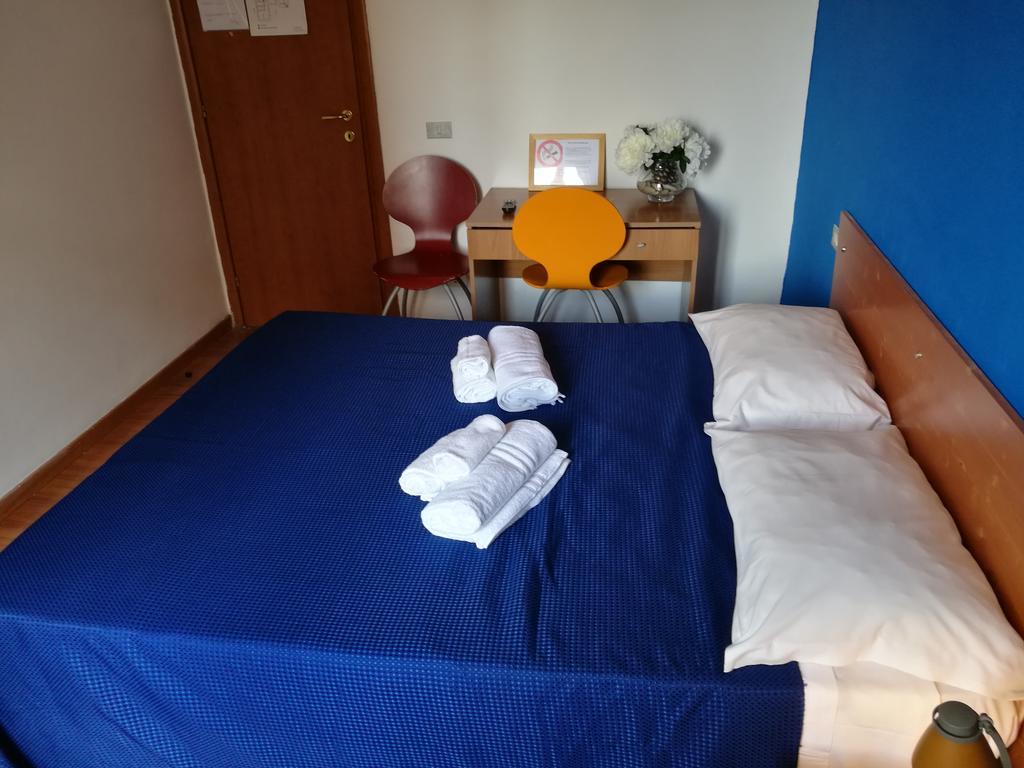 Ares Rooms Roma Habitación foto